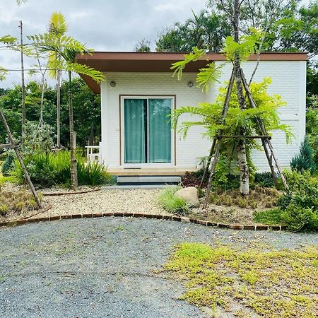 Homdoiintr Farmstay ฮ่อมดอยอินทร์ ฟาร์มสเตย์ Ban Huai Kaeo Extérieur photo