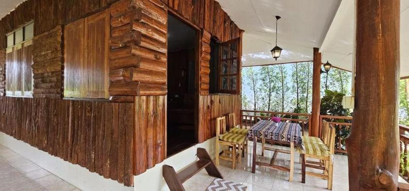 Homdoiintr Farmstay ฮ่อมดอยอินทร์ ฟาร์มสเตย์ Ban Huai Kaeo Extérieur photo